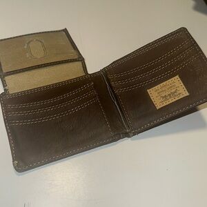 Levi’s original riveted quality clothing wallet